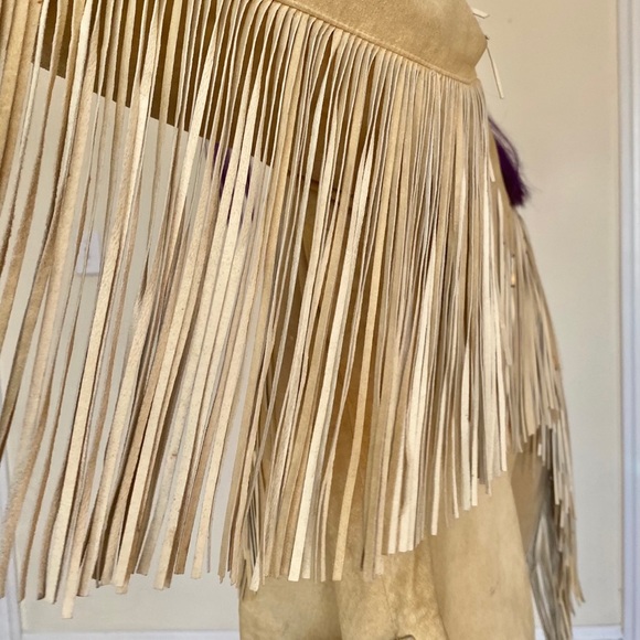 SOLD 80’s Tan Fringe Suede Leather Jacket Concho - Picture 9 of 13